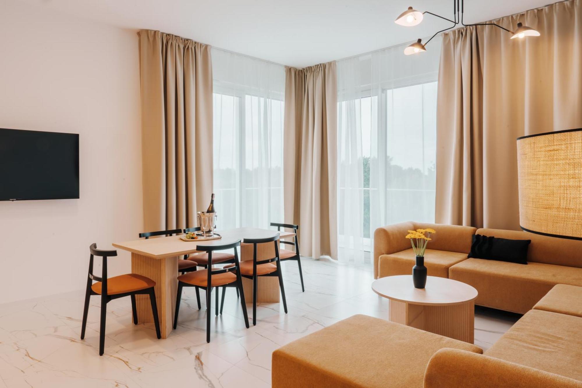Hotel Arche Fabryka Samolotow W Mielnie Mielno  Esterno foto